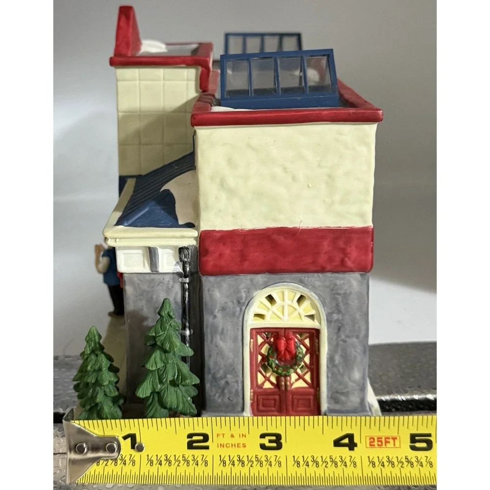 Vintage Holiday Time Christmas Village 2006 Walmart Supercenter In Box. Working